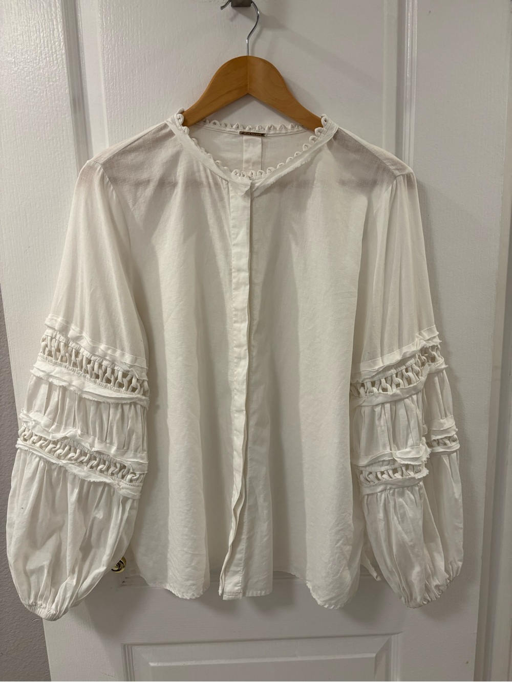 Elie Tahari White Peasant Blouse Smocked Balloon Sleeves Poetcore Linen Cotton
